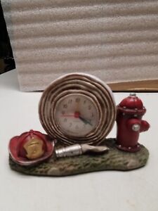 Tuyau de feu et équipement horloge à quartz