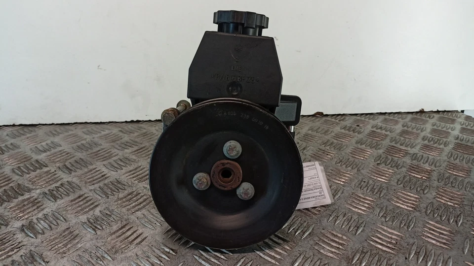 A0024661001 steering pump for MERCEDES-BENZ C-CLASS (W202) C 220 D 1993 - Image 1 of 4