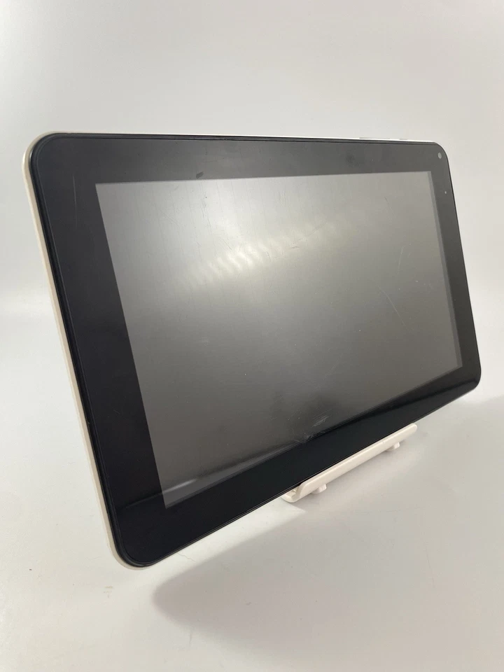 iMedia Blaze 9 White Wi-Fi 16GB 9" 1GB Quad-Core Lightweight Android Tablet #F3 - Image 1 of 4