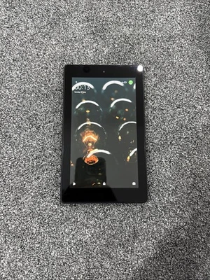 Amazon Fire 7 (7th Generation) 7 inch 16GB Cheap WIFI Tablet (SR043KL) Black - Image 1 of 4