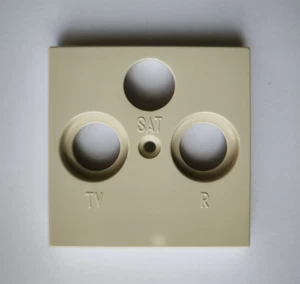 GIRA 086901 Antennenabdeckung System 55 | 3-fach | cremeweiß glänzend - Bild 1 von 2