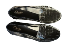 CLARKS Bendables Black Faux Patent Leather Loafer Style Shoes, US Size 8.5M, VGC - Picture 1 of 9