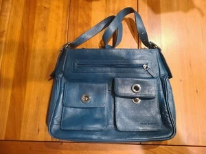 Wilson Leather Medium Sized Green/Blue Purse, Great shape! - Picture 1 of 3