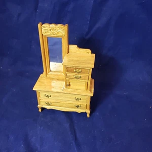 FANTASTIC MERCHANDISE FINE MINIATURES DRESSER 5 1/4" TALL - Picture 1 of 7