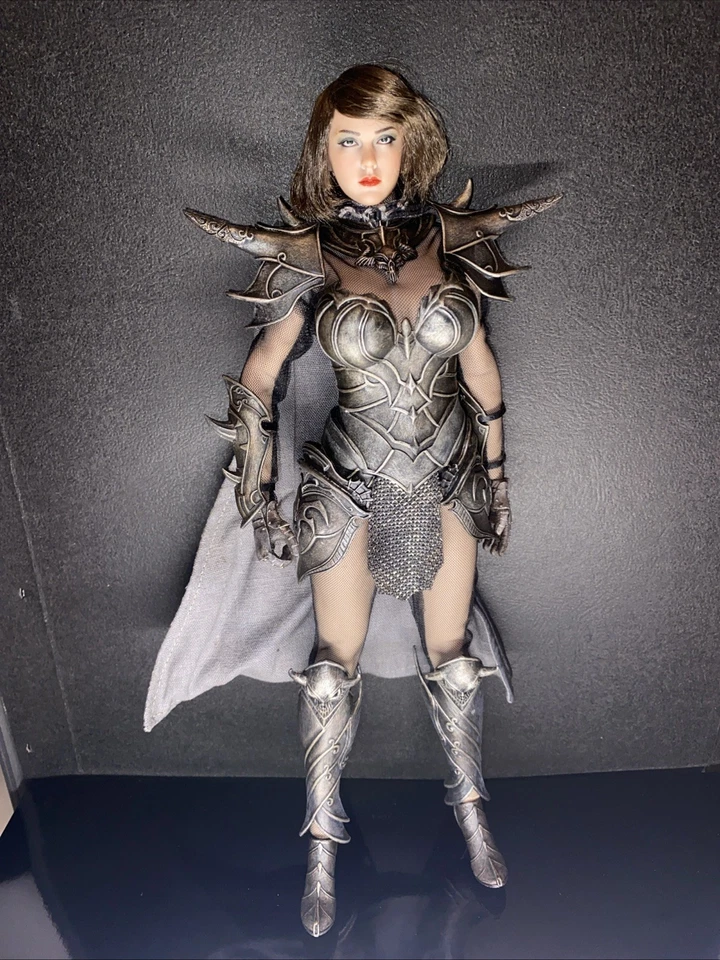 Juego de figuras femeninas PHICEN TBLeague 1/6 Caballero del Fuego sin costuras PL2020-173C ❶USA❶ Foto 1 de 4