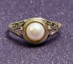 Vintage 10k Yellow Gold Natural Pearl Ring - Picture 1 of 6