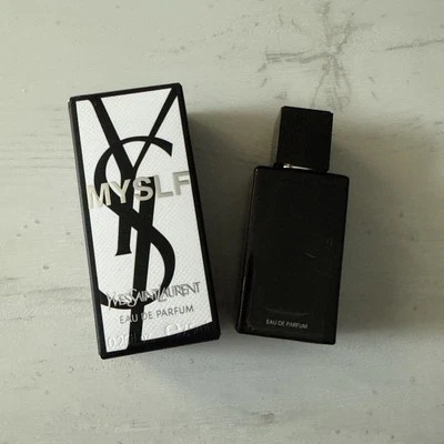 Mini Dab-On miniatura EDP Yves Saint Laurent YSL MYSLF (yo mismo) 7,5 ml / 0,25 oz Foto 1 de 4