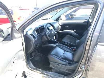 Used Front Left Door Window Regulator Front fits: 2010 Mitsubishi Outlander Fron - Image 1 of 4