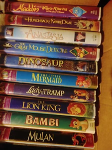 Disney Lot 10 VHS Movies Mulan Bambi Tramp Mermaid Aladdin Mouse Black Diamond - Picture 1 of 13