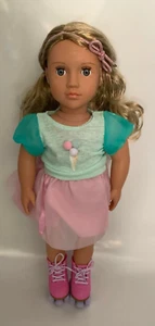 Nuestra generación Ice Cream Scoopalicious Outfit con patines y muñeca (E5) - Imagen 1 de 6
