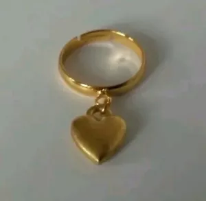 Gold Coloured Adjustable Ring With Dangle UK SELLER! - Picture 1 of 2