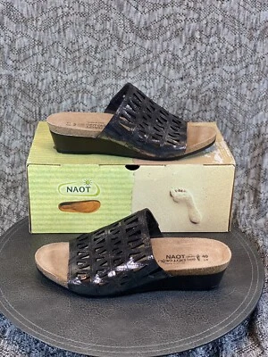 Naot Crown 5038 Sandal Women's Size 40 Metallic Onyx Wedge - Image 1 of 4