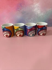 Juego de 4 tazas de huevos de porcelana Marmite POP ART mercancía oficial - Imagen 1 de 10