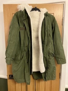 TOPSHOP PARKER STYLE THICK GREEN COAT WITH HOOD - SIZE 12 - WITH WARM LINING - Picture 1 of 6