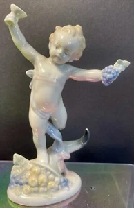 Autumn Cherub Metzler & Ortloff Fine Porcelain Figurine #6772 Germany Vintage - Picture 1 of 23