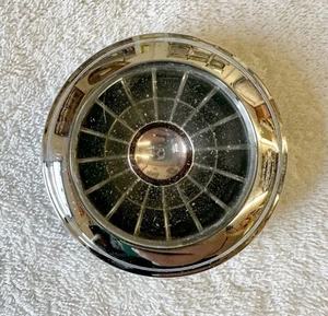 1967 Chrysler 300 Horn Cap Button Newport New Yorker Town & Country 67 - Picture 1 of 3