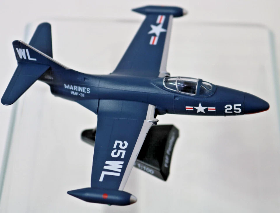 Marine F9F Panther Korea 1947 Fighter 1:100 PS5393-2 Daron envío el mismo día Foto 1 de 4