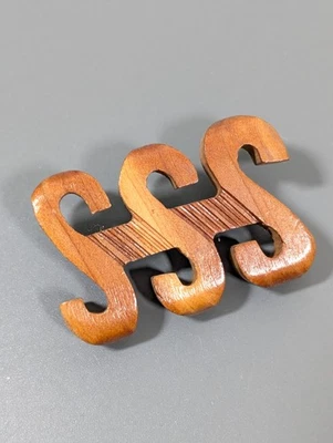 Vintage Triple S BRown Wood Carved Pin Brooch - Image 1 of 4