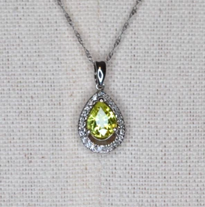 14K White Gold Diamond & Peridot Pendant 20" Chain - Picture 1 of 11