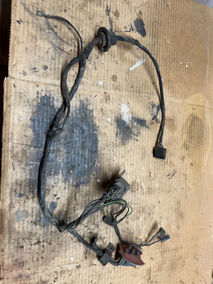 1973 Pontiac Firebird Formula Trans Am Under Hood AC Harness Foto 1 de 4