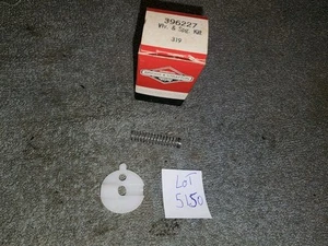 Vintage Briggs & Stratton Engine Parts Accessories Choke Valve Spring Kit 396227 - Picture 1 of 8