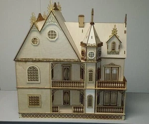 Kit de casa de muñecas jazmín gótico victoriano con puertas francesas escala 1:24 - Imagen 1 de 8