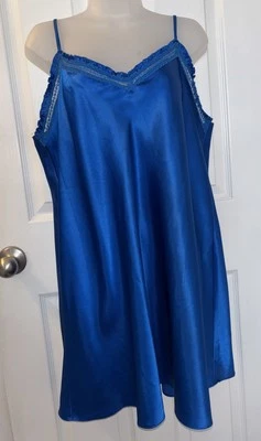 Camisón corto Morgan Taylor Intimates para mujer azul quimise brillante satinado XXL Foto 1 de 4