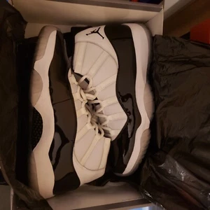 Size 13 - Jordan 11 Retro High Concord - Picture 1 of 6