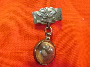 CORO STERLING CRAFT WWII ARMY AIR CORPS SWEETHEART PHOTO PIN WITH AIRMAN & BABY - Picture 1 of 4