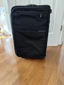 Briggs and Riley Baseline Essential 22" Carry on - Black - Picture 1 of 4