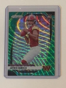 2024 Panini Prizm - Rookies Jayden Daniels #347 Green Wave Prizm (RC) - Picture 1 of 2