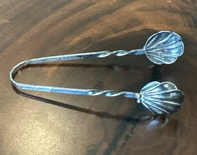 Antique Clam Shell Sterling Silver Sugar Tongs - Image 1 of 4