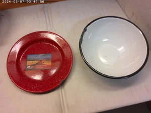 Enamelware bowl and plate combo NEW (company 2nd's will have chip damage) - Foto 1 di 12