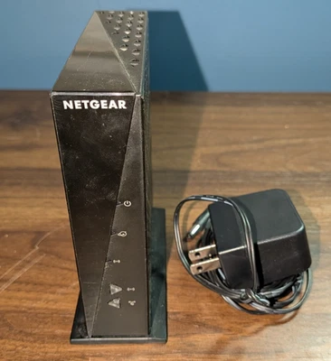 Router inalámbrico Netgear N300 WiFi WNR2000 v5 con cable de alimentación 4 puertos LAN Foto 1 de 4
