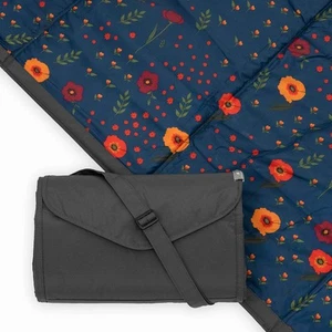 5'x10' XL Outdoor Family Picnic & Beach Blanket | Durable & Water-Resistant F... - Picture 1 of 8