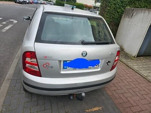 Auto Skoda Fabia Grau Benzin - Bild 1 von 8