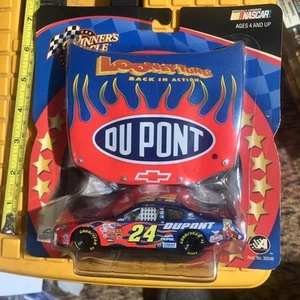 NIP 2003 Monte Carlo 1:43 Jeff Gordon #24 Race Car & Looney Tunes Race Hood - Picture 1 of 3