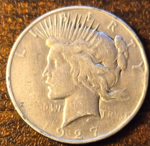 1927 D Peace Dollar SILVER Nice Coin. - Picture 1 of 3