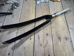 Rennrad Aero Gabel Aluminiumlegierung Gabel 1-1/8 gewindelos Rennrad NEU - Bild 1 von 14