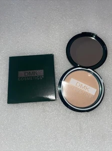 DMK Cosmetics Foundation Shade Tawny 2 - Dusk - Bild 1 von 5