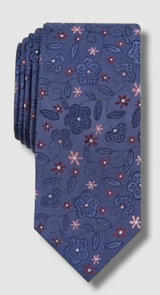 $55 Bar III Para hombres Azul Floral Seda Corbata Clásica Delgada Ajustada Corbata 56 X 2.5 Foto 1 de 1