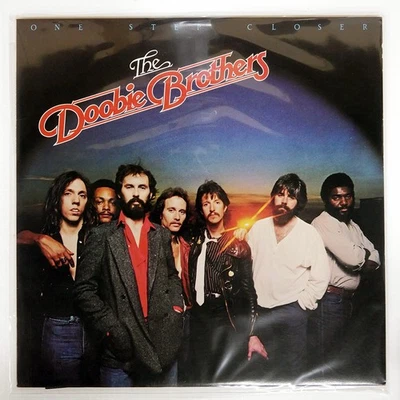 THE DOOBIE BROTHERS ONE STEP CLOSER WARNER BROS. P10850W Japan LP - Image 1 of 2