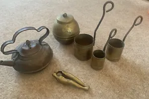 OLD BRASS TODDY LADLES MEASURES SMALL COPPER KETTLE TEA CADDY LEGS NUTCRACKERS - Picture 1 of 10