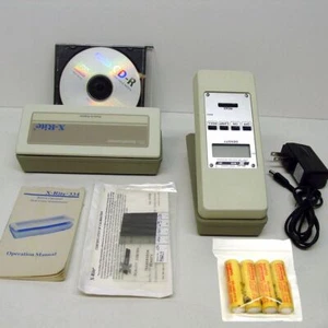 Combo de densitómetro de transmisión y sensitómetro de doble color X-rite 331 y 334 - Imagen 1 de 3