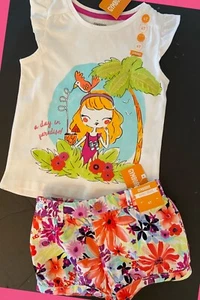 NWT Girls 4T Gymboree “ISLAND GIRL” Cotton White TOP & Floral Bubble SHORTS 2pc - Picture 1 of 4