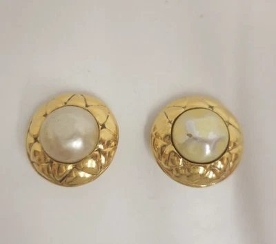 Authentische CHANEL Vintage Ohrringe mit Perlenimitat #34792 - Bild 1 von 4