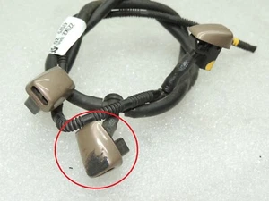 Volvo V40 Washer Fluid Nozzle Front Windscreen 31301592 31333897 31333898 - Picture 1 of 6