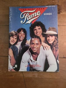 Nuevo libro de música guitarra vocal piano serie NBC-TV Fame The Kids From Fame (2032) - Imagen 1 de 10