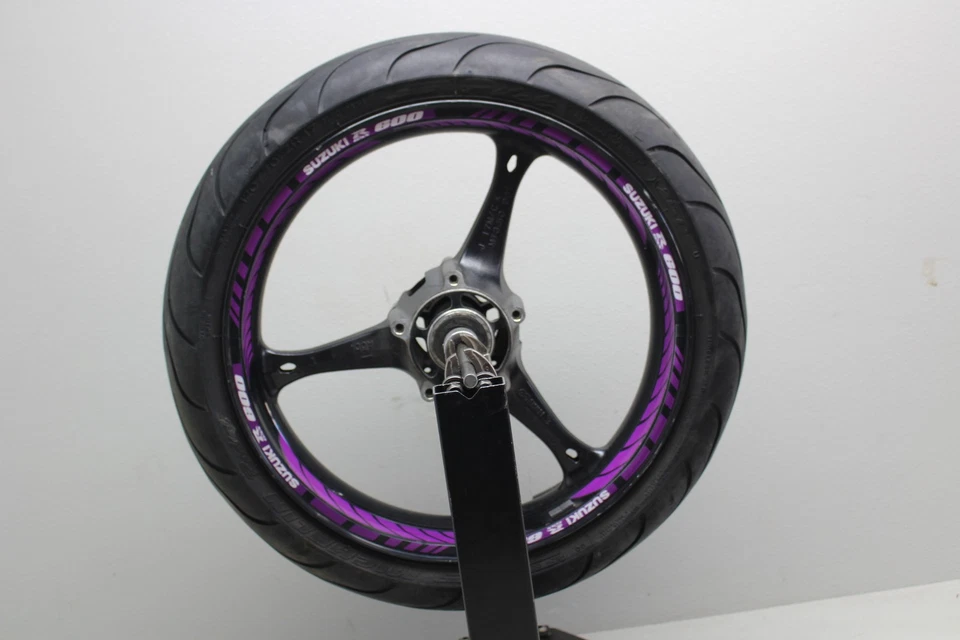 Llanta delantera Suzuki GSXR600 GSX-R600 2006-2007  Foto 1 de 4