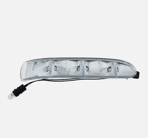 Right Side Mirror Turn Signal Light For Mercedes CL S-Class W220 W215 2003-2006 - Picture 1 of 7